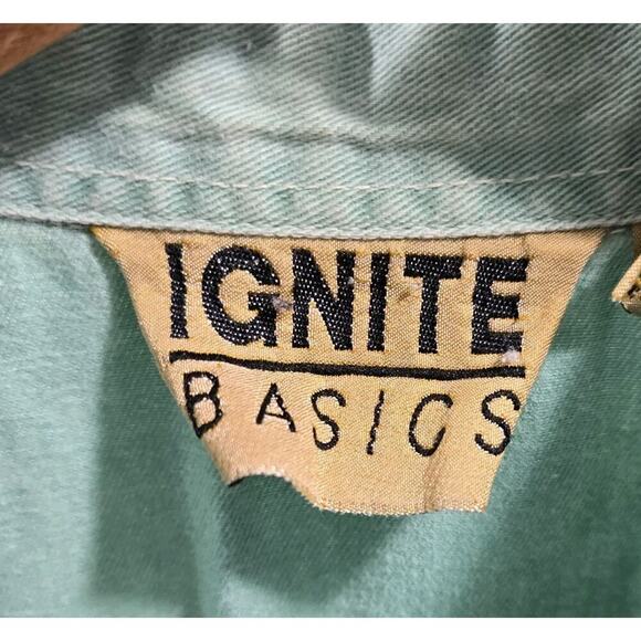 Vintage Shirt Womens Medium Green Tank Snap Sleeveless Shirt 90s Seafoam Muscle - Picture 3 of 12